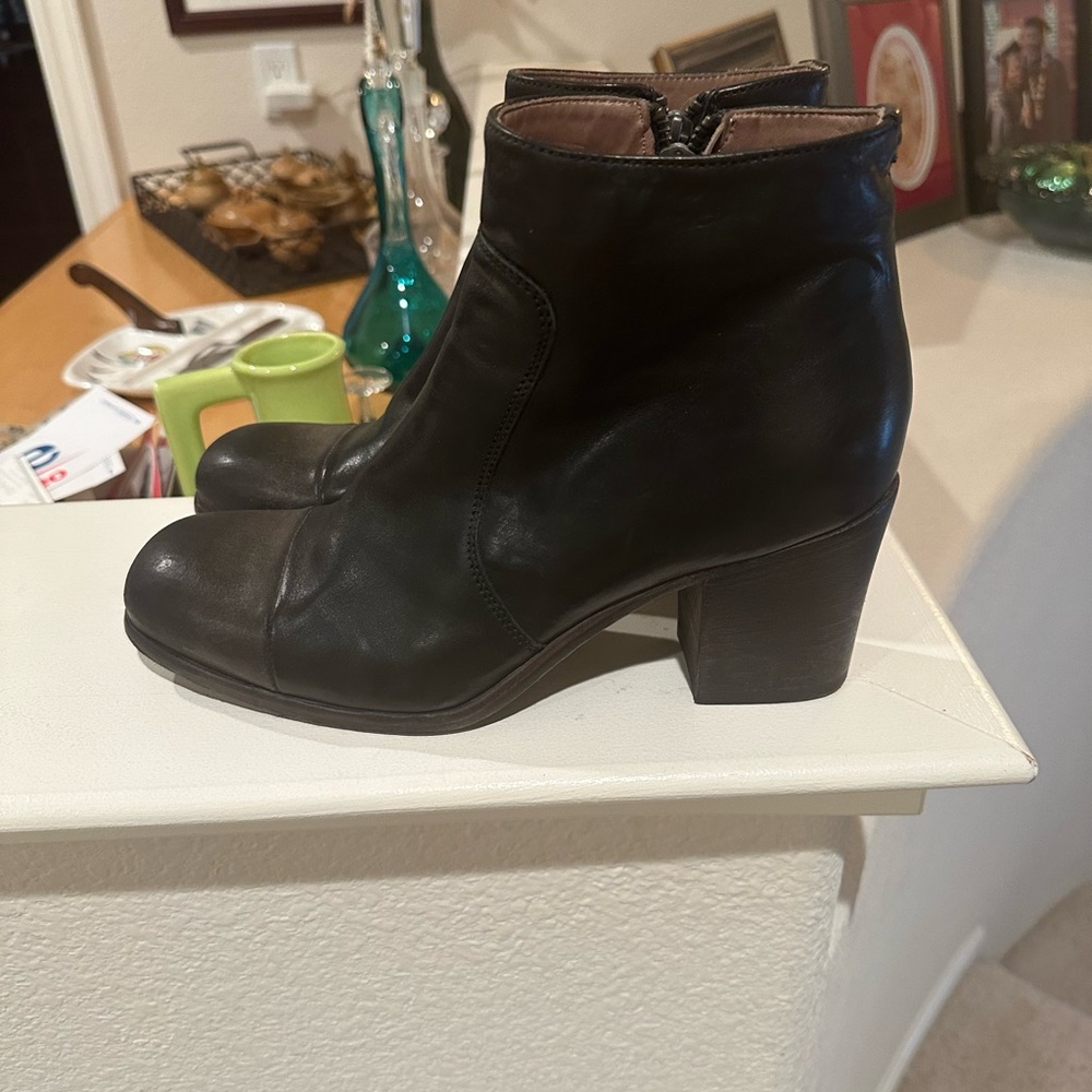 Pantanetti Black Booties Size 10